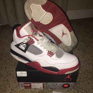Air Jordan Fire Red 4s Sz 10.5